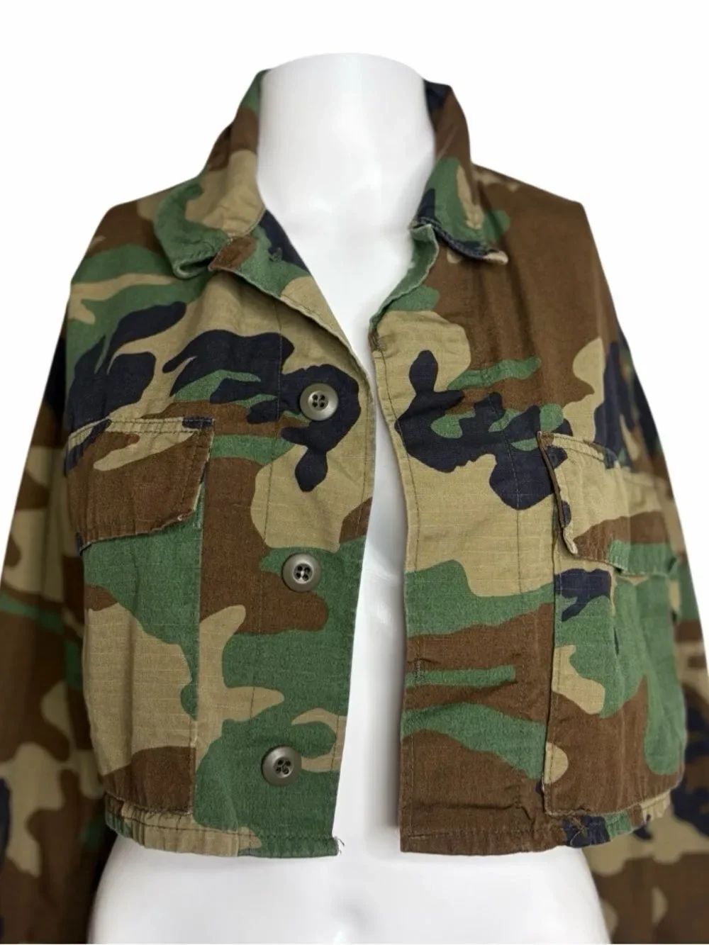 Cropped Camouflage Utility Jacket - Green Camo Size Small